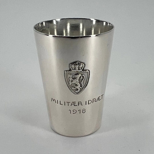 830s minipokal fra 1918 «Militær Idræt»