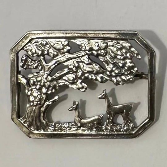 830s brosje 41x31mm Chr. Veilskov Danmark