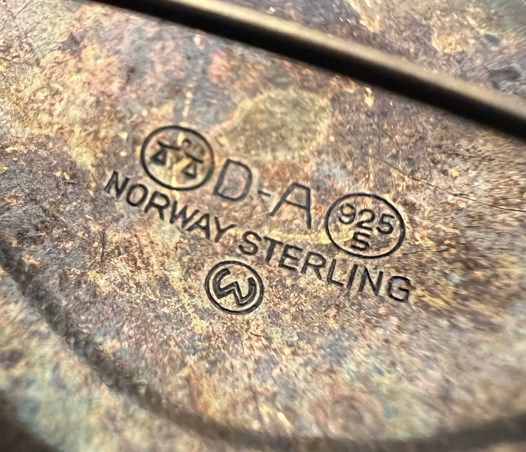 925s brosje D-A W.Winnæs 5x4.5cm