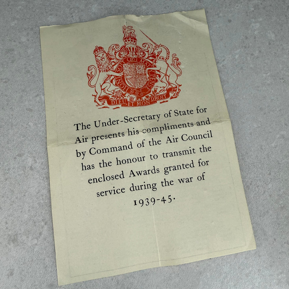 The Defense Medal & The War Medal 1939-45 i Original RAF Utsendelsesboks m/brev