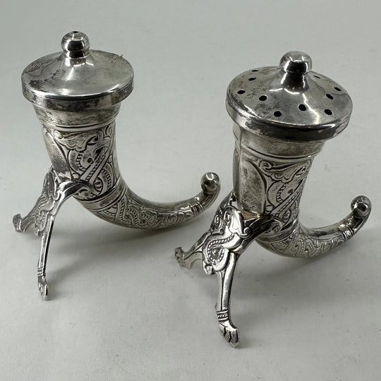 925s salt & pepperbøsse i Dragemønster ca 58mm høye