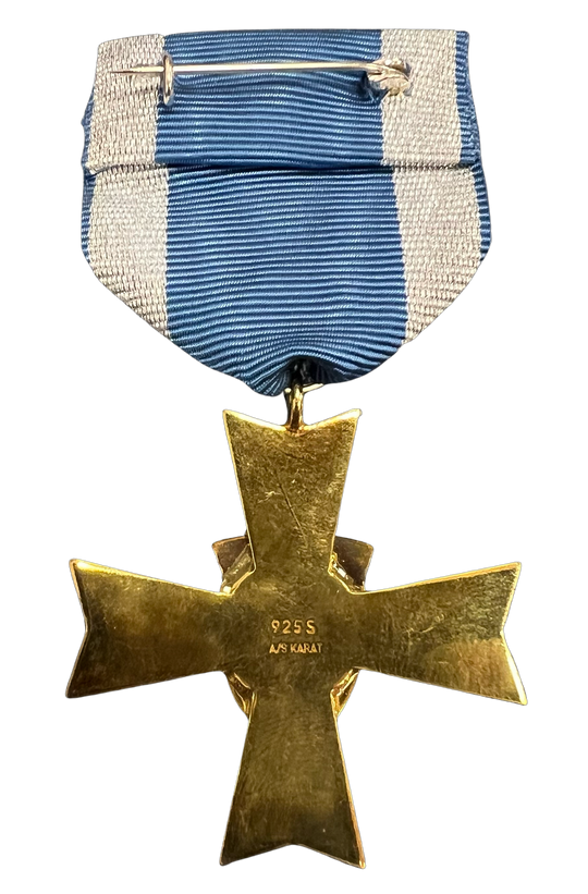 Kommunenes Sentralforbund Hedersbevis 925s Medalje med miniatyr merke fra A/S Karat