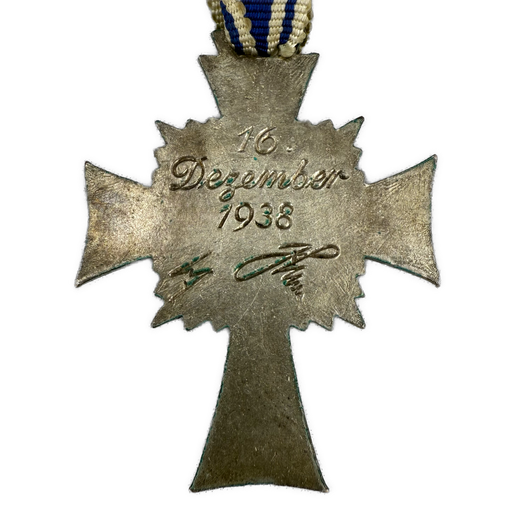 Ehrenkreuz der Deutschen Mutter 2.class Silver Third Reich
