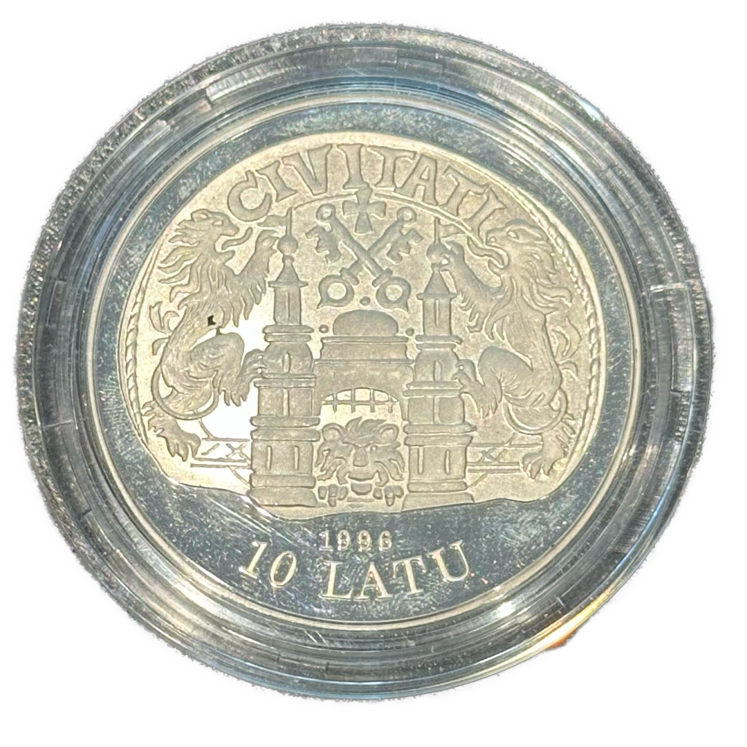 31,47g .925Ag 10Latu Eight Centuries of Riga(box and certificate)