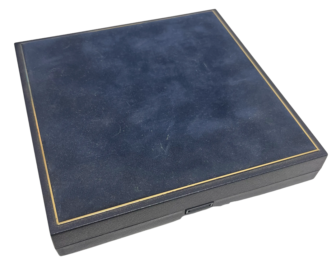 SOLGT! FN’s 1988 Nobels Fredspris medalje sett i original eske