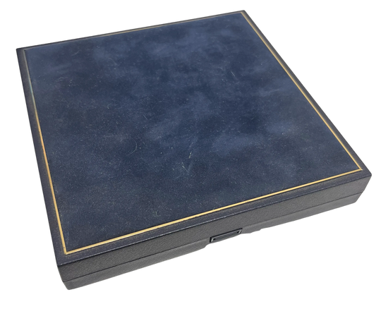 SOLGT! FN’s 1988 Nobels Fredspris medalje sett i original eske