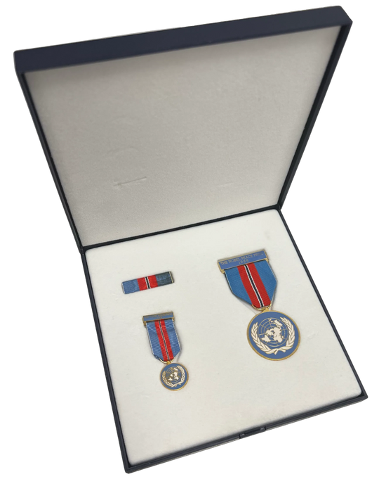 SOLGT! FN’s 1988 Nobels Fredspris medalje sett i original eske