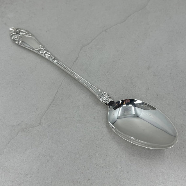 Opphøiet rose serveringsskje 24,5 cm