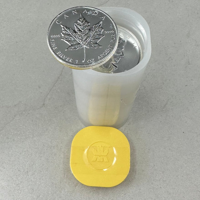 25oz .999Ag Canadian Maple Leaf 2010