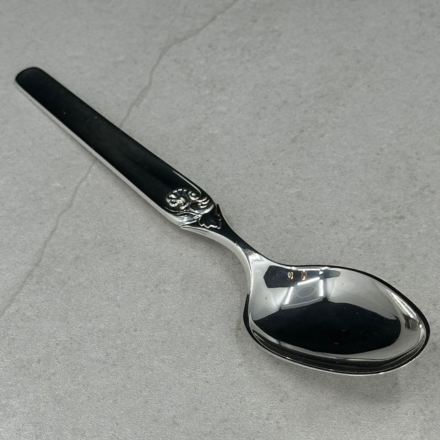 Elisabeth Liten Spiseskje 17,5cm