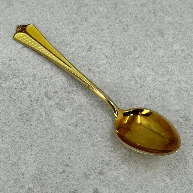 Rådhus m/vifte Gul emalje kaffeskje 10 cm